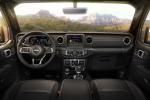 Jeep Wrangler Unlimited Sahara 2018 года (NA)